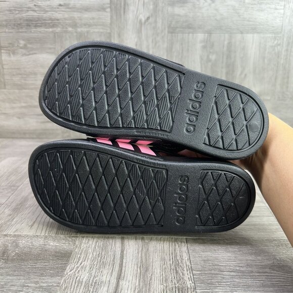 Adidas Adilette Estrap Kids size 13 Black Pink Slingback Sandals - Picture 7 of 8